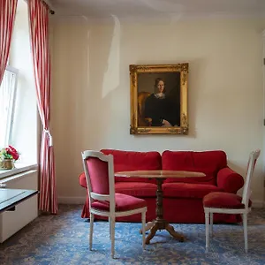 https://hotel-pugetow.krakowhotelspoland.com